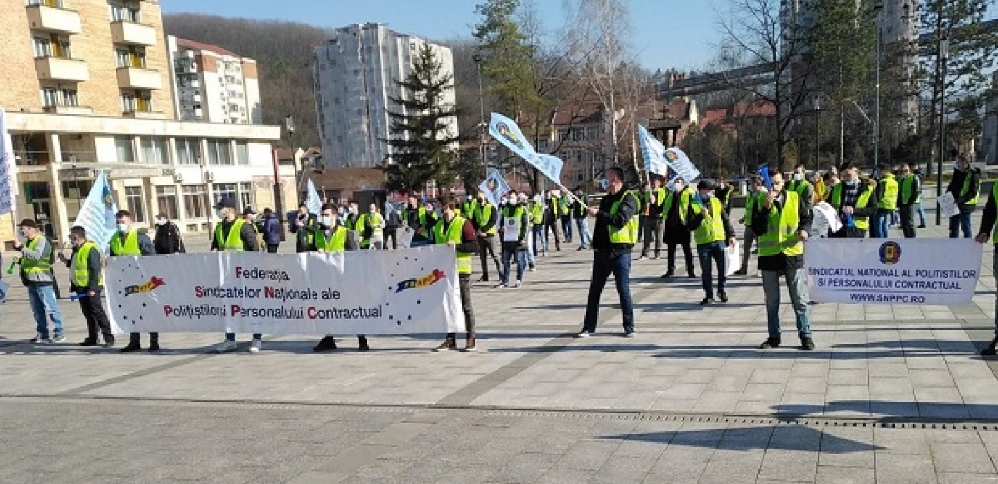 31.03.2021 - COMUNICAT:    Confederaţia Sindicală Internaţională si Confederaţia Europeană a Sindicatelor denunță măsurile de austeritate din România,  refuzul dialogului social și amenințările de discriminare sindicală
